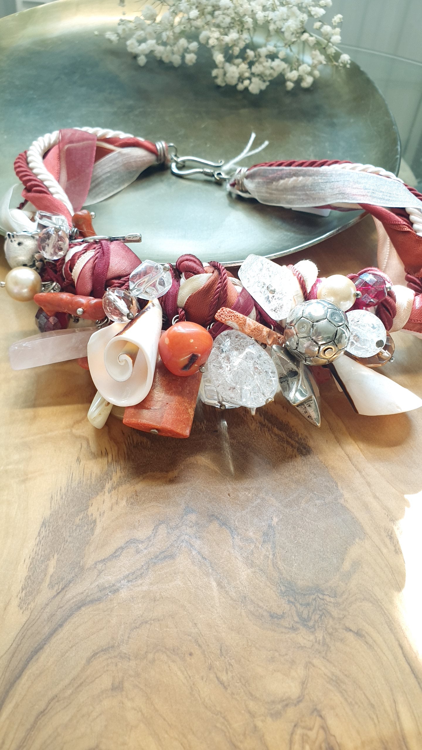 Importante collana con pietre vere