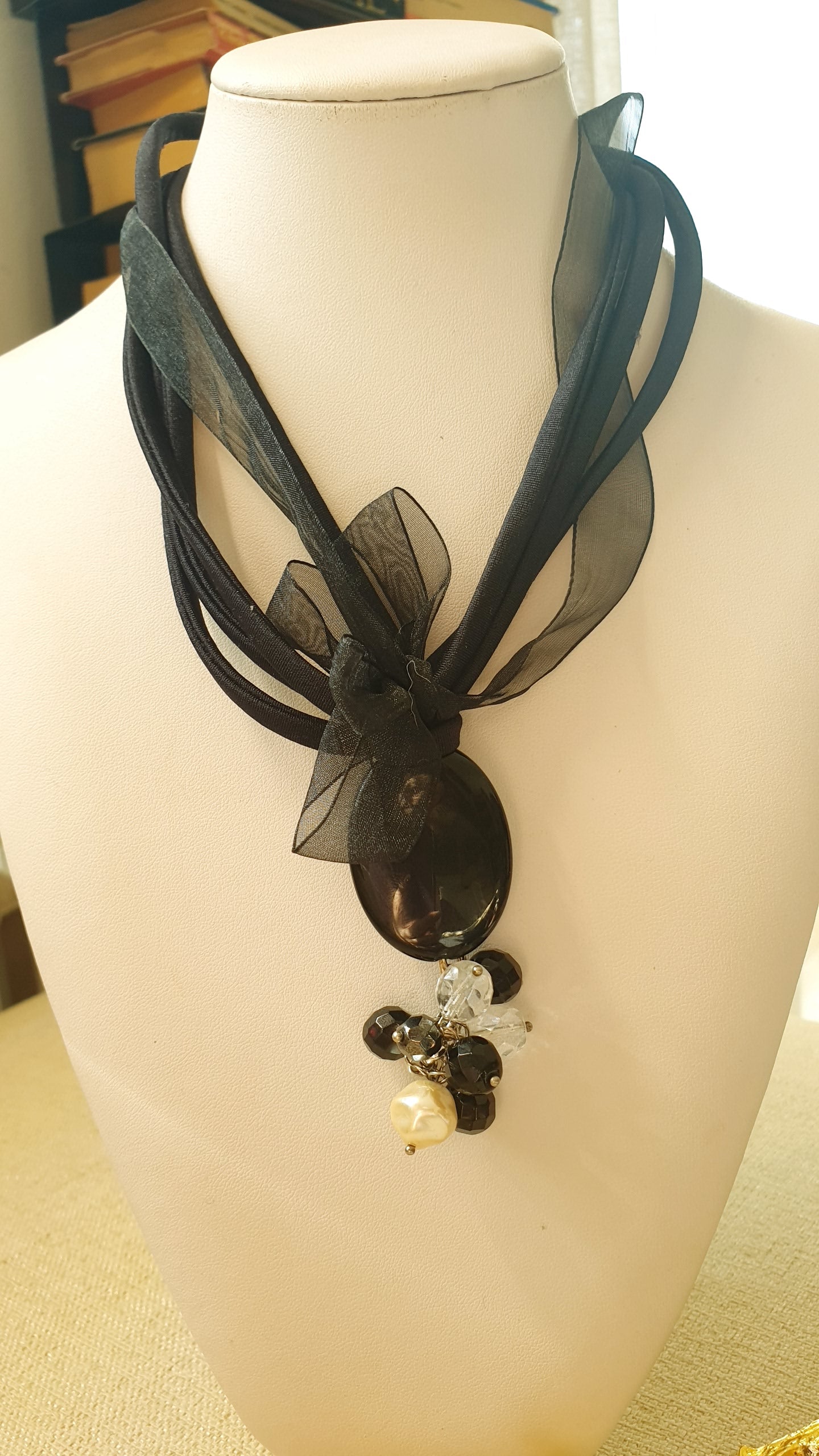 Collana con onice e perle