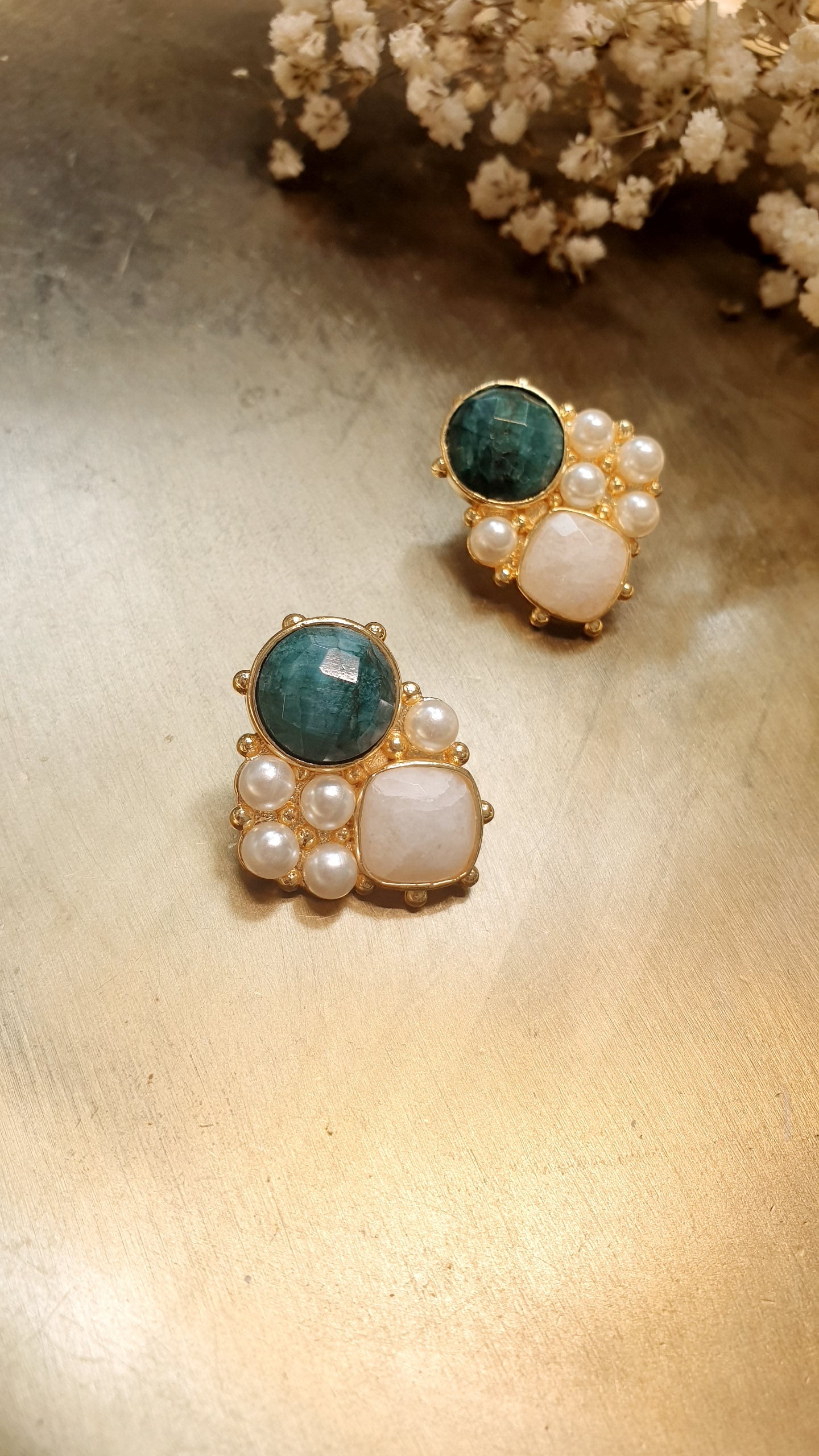 Orecchini in ottone con radice di smeraldo e citrino