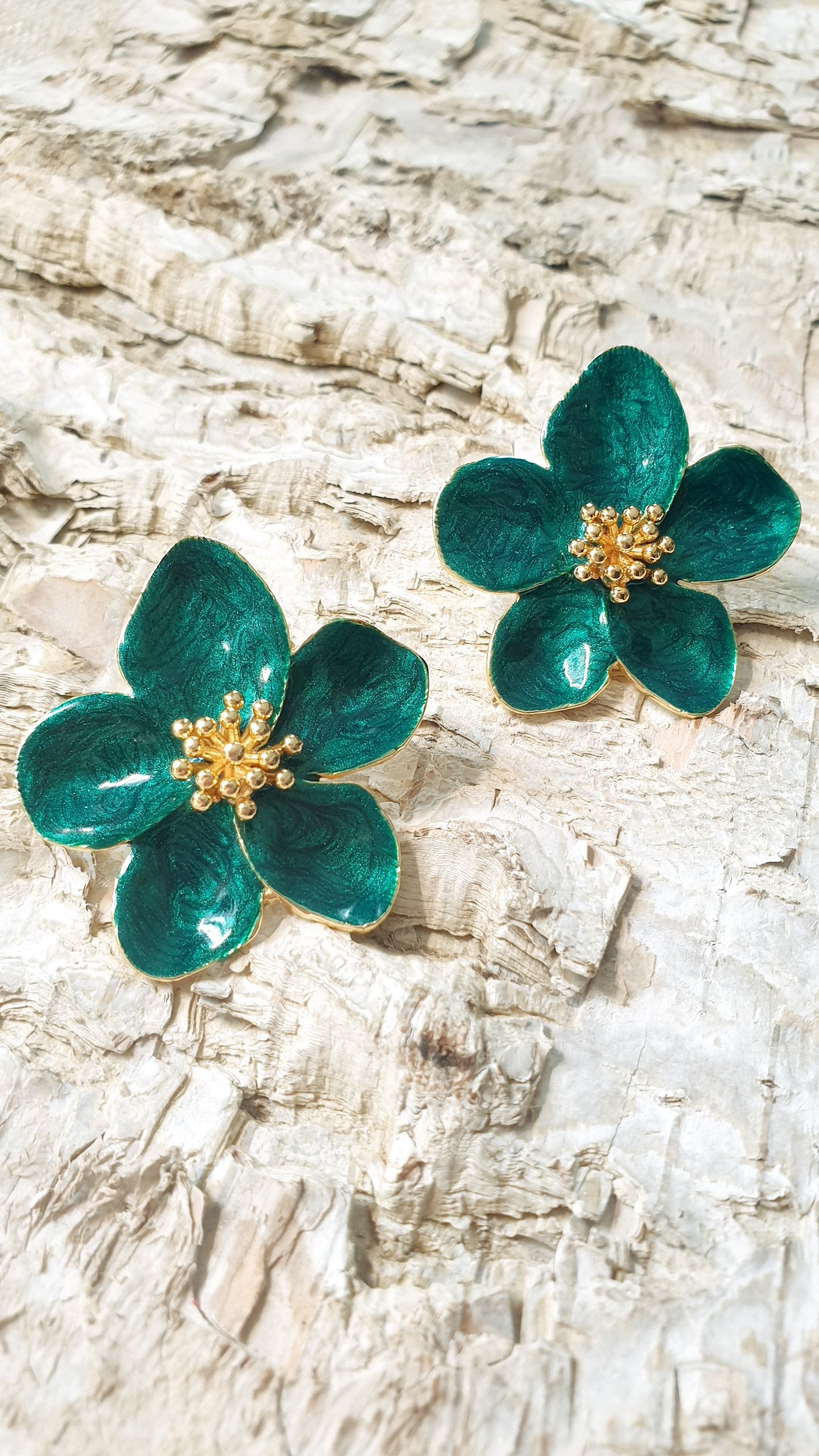 Orecchini in ottone e lacca