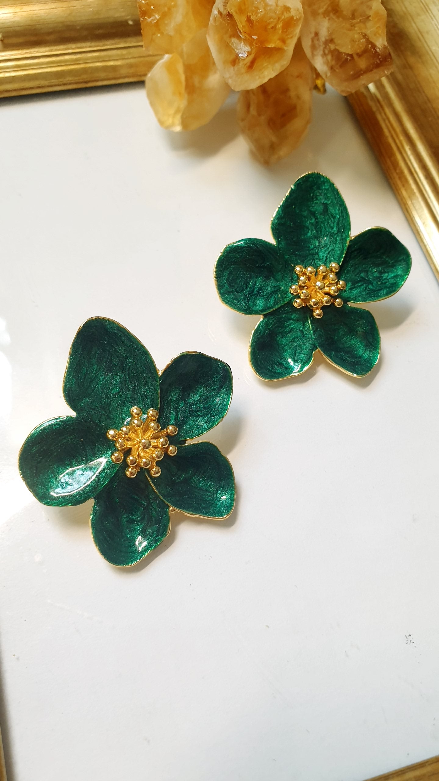 Orecchini in ottone e lacca