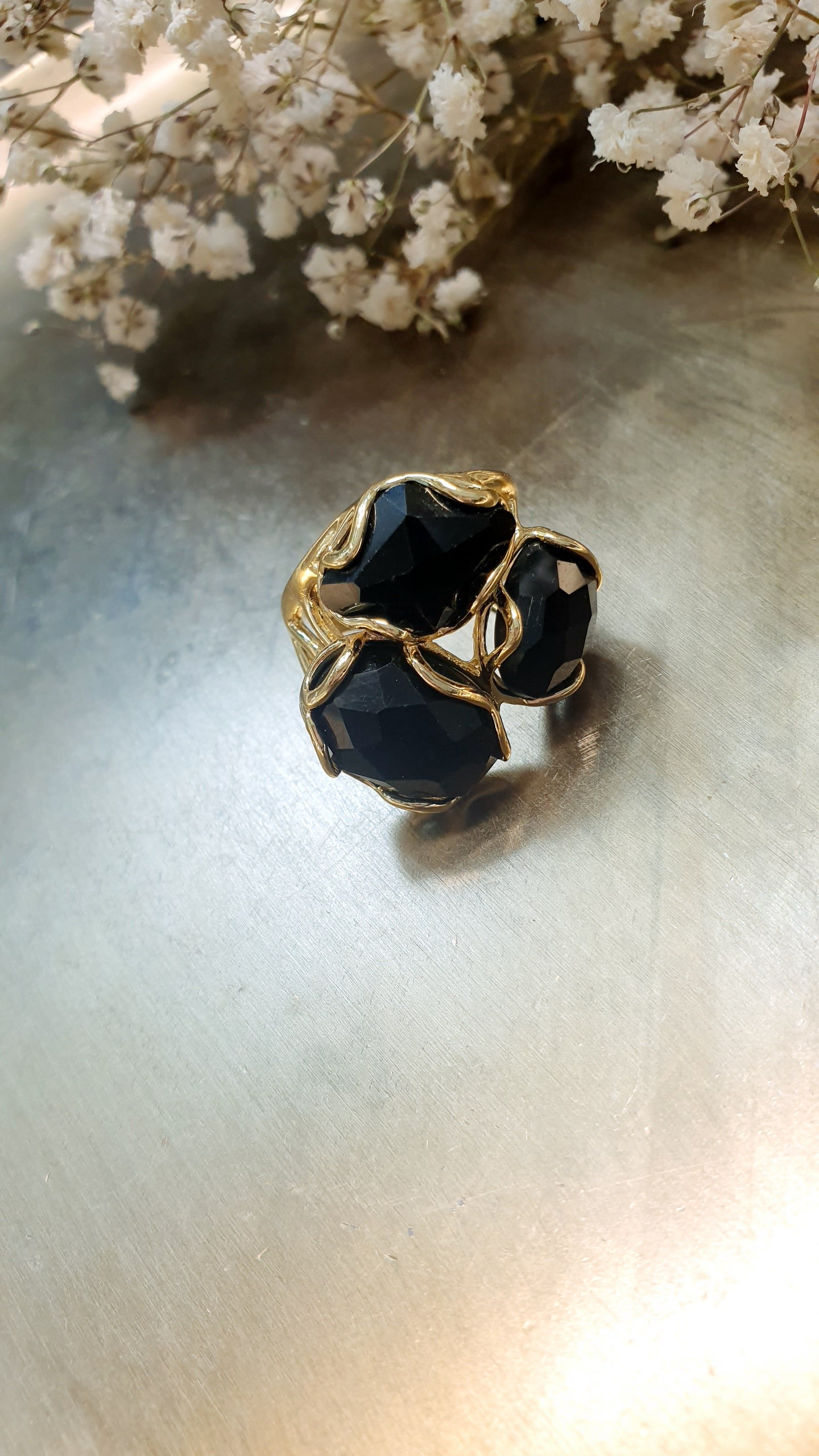 Anello in bronzo con onice