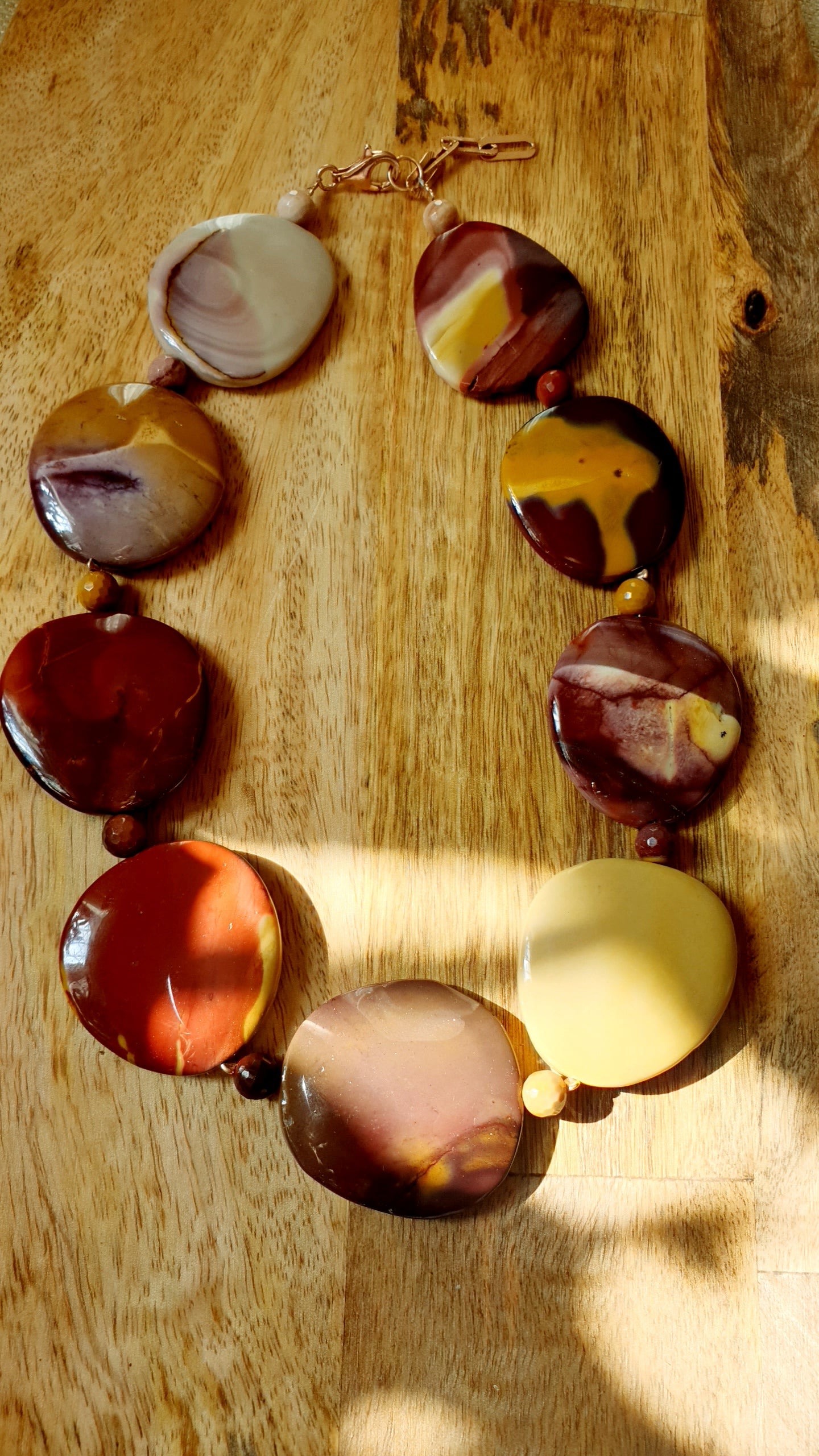 Girocollo in argento con mokaite.