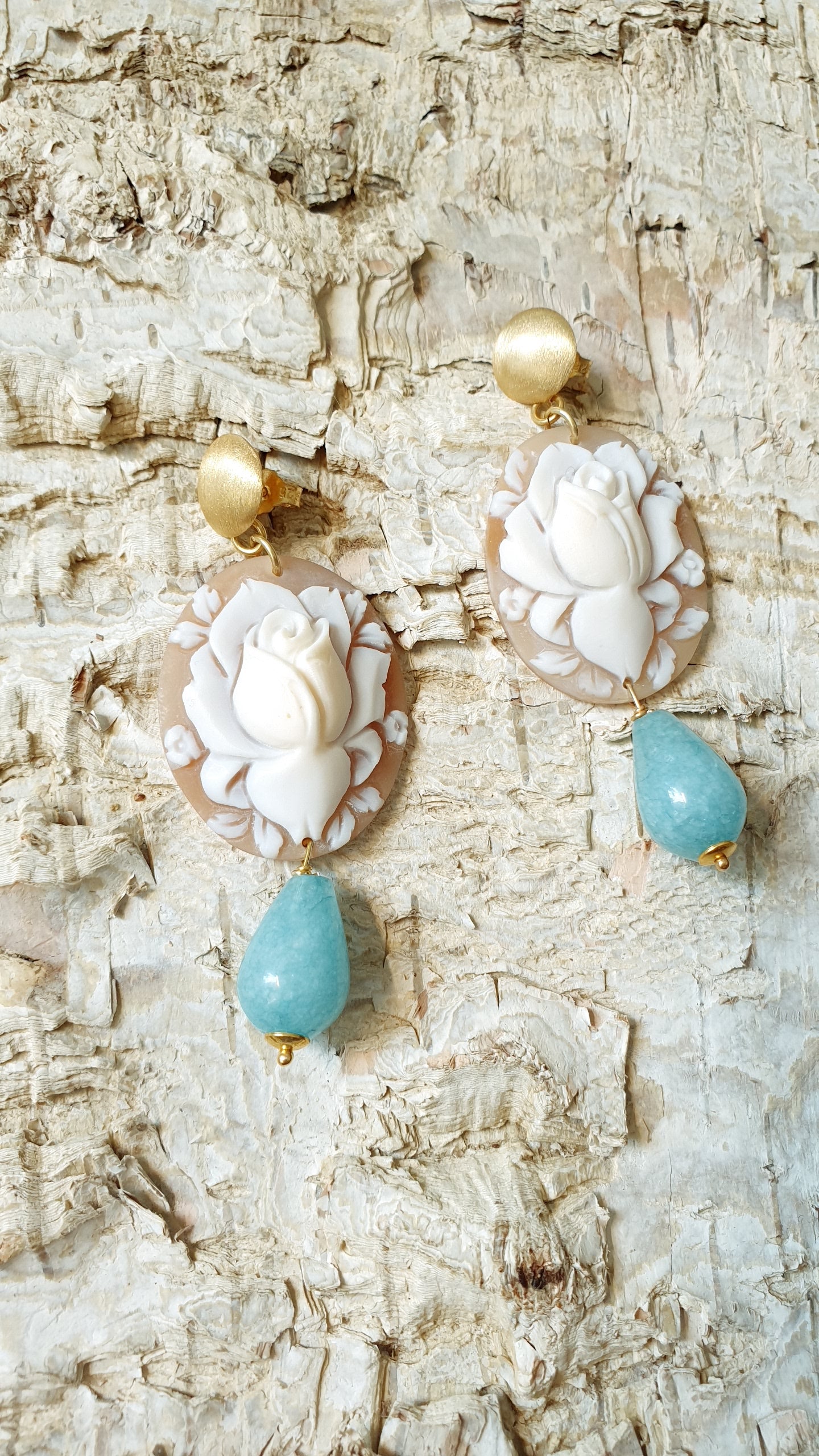 Orecchini  in argento  con cammeo e angelite