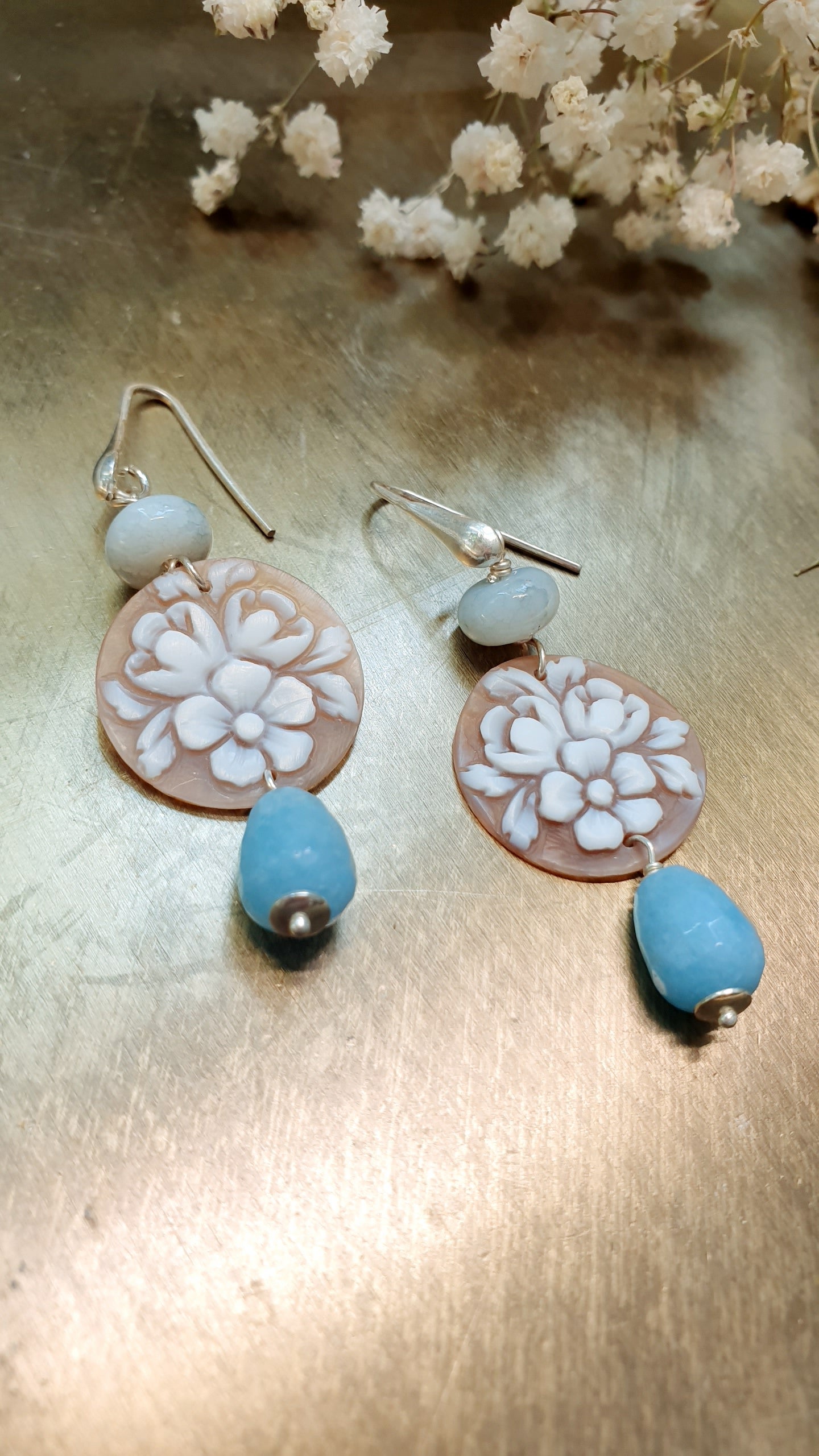 Orecchini in argento con cammei e pietre