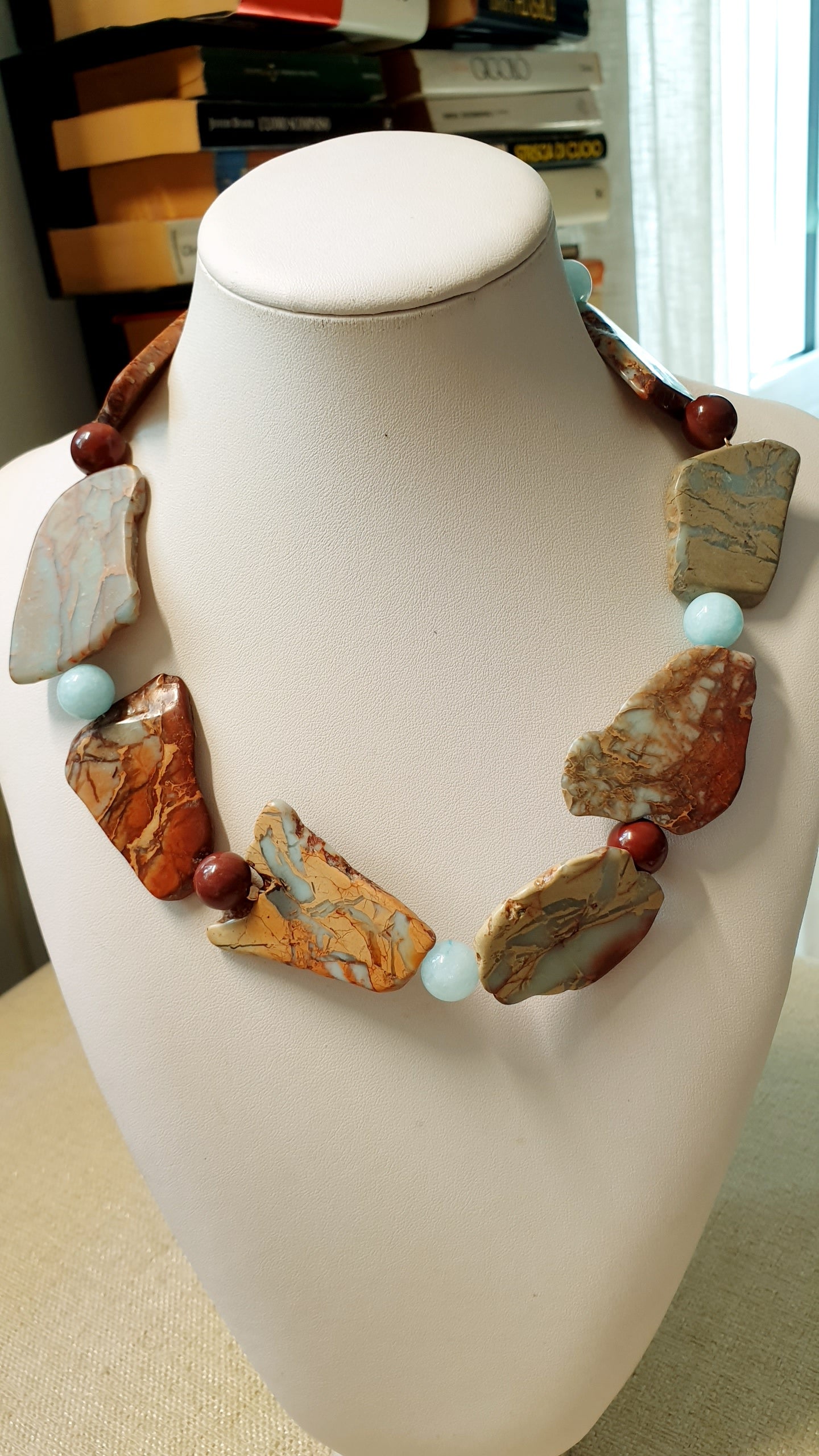 Collana di agata  terra con acquamarina e mokaite