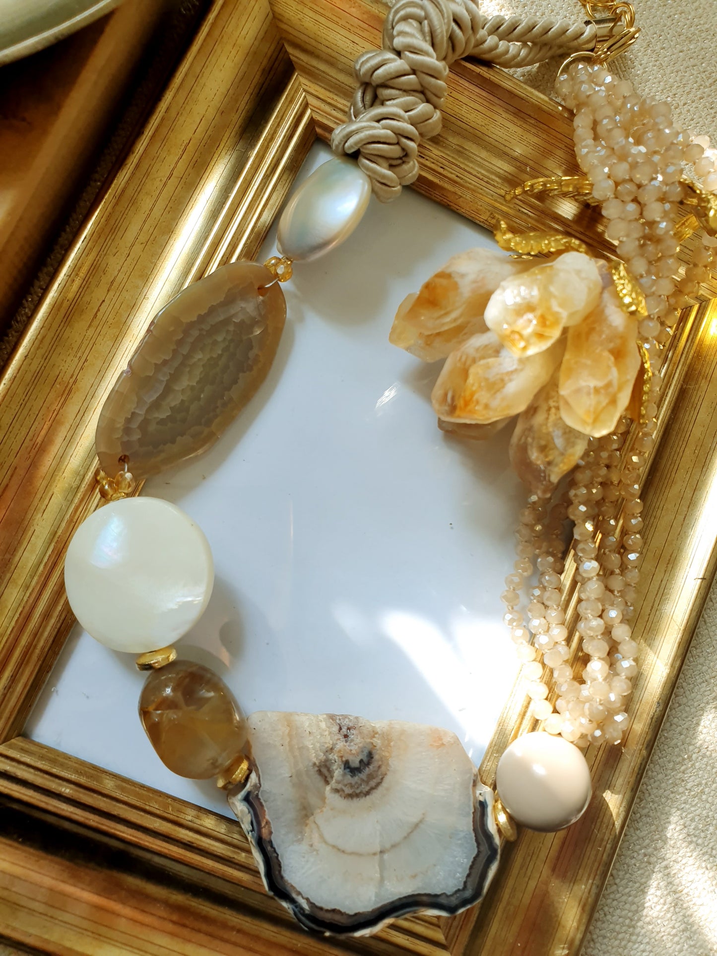 Collana agata, perla. quarzo, seta
