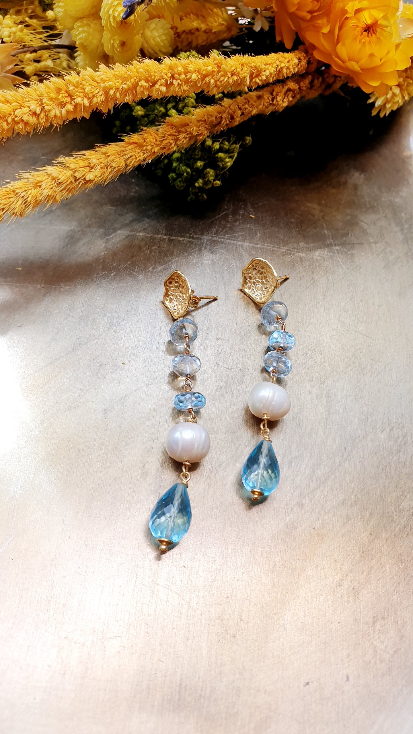 Orecchini in argento con acquanarina e perle