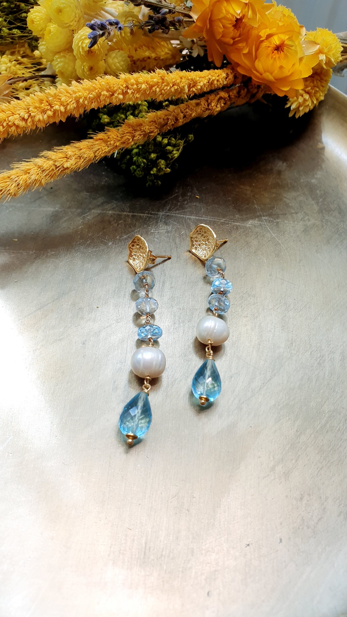 Orecchini in argento con acquanarina e perle