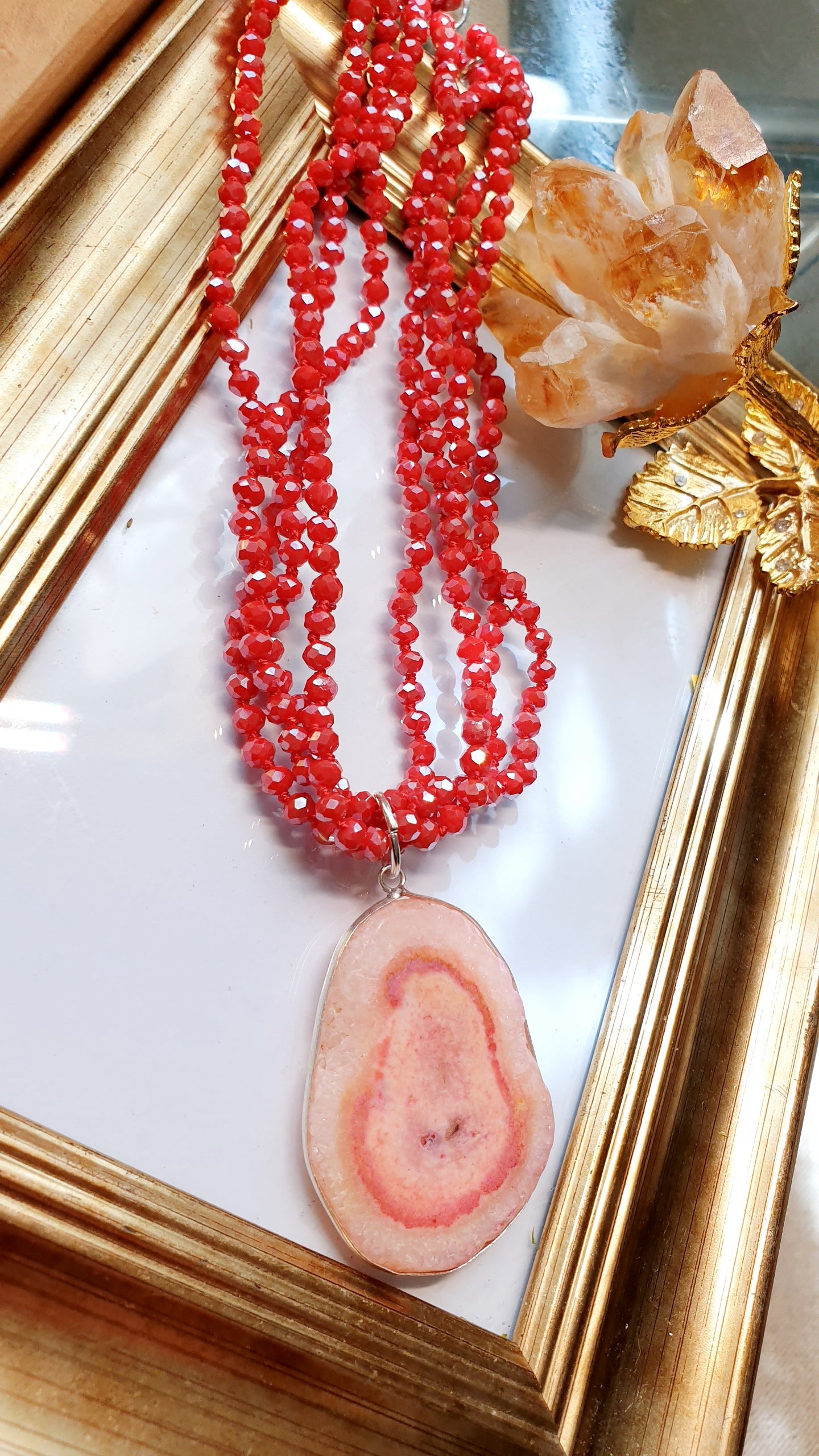 Collana di cristallini e agata