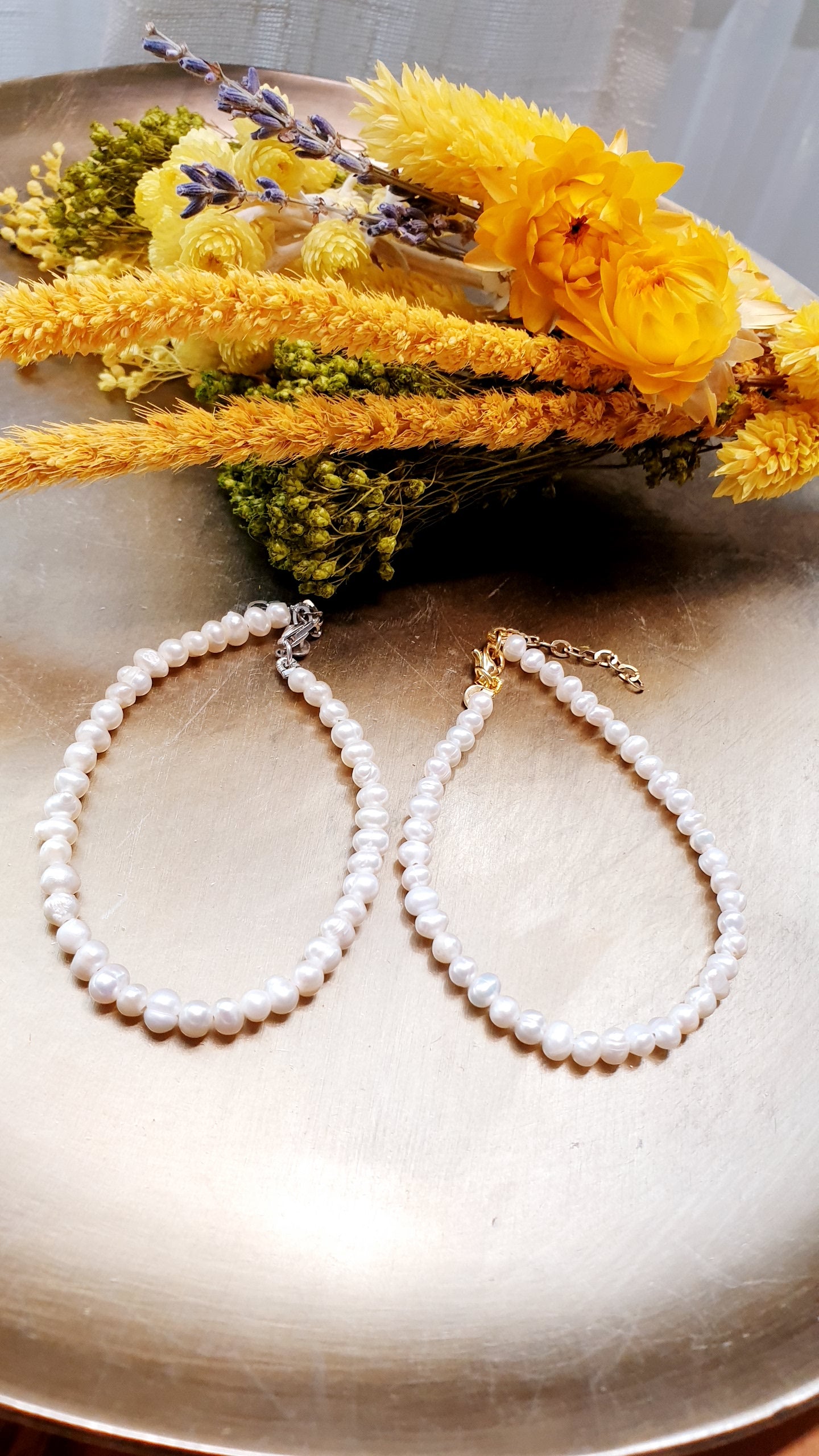 Bracciale di perle di fiume con chiusura di argento