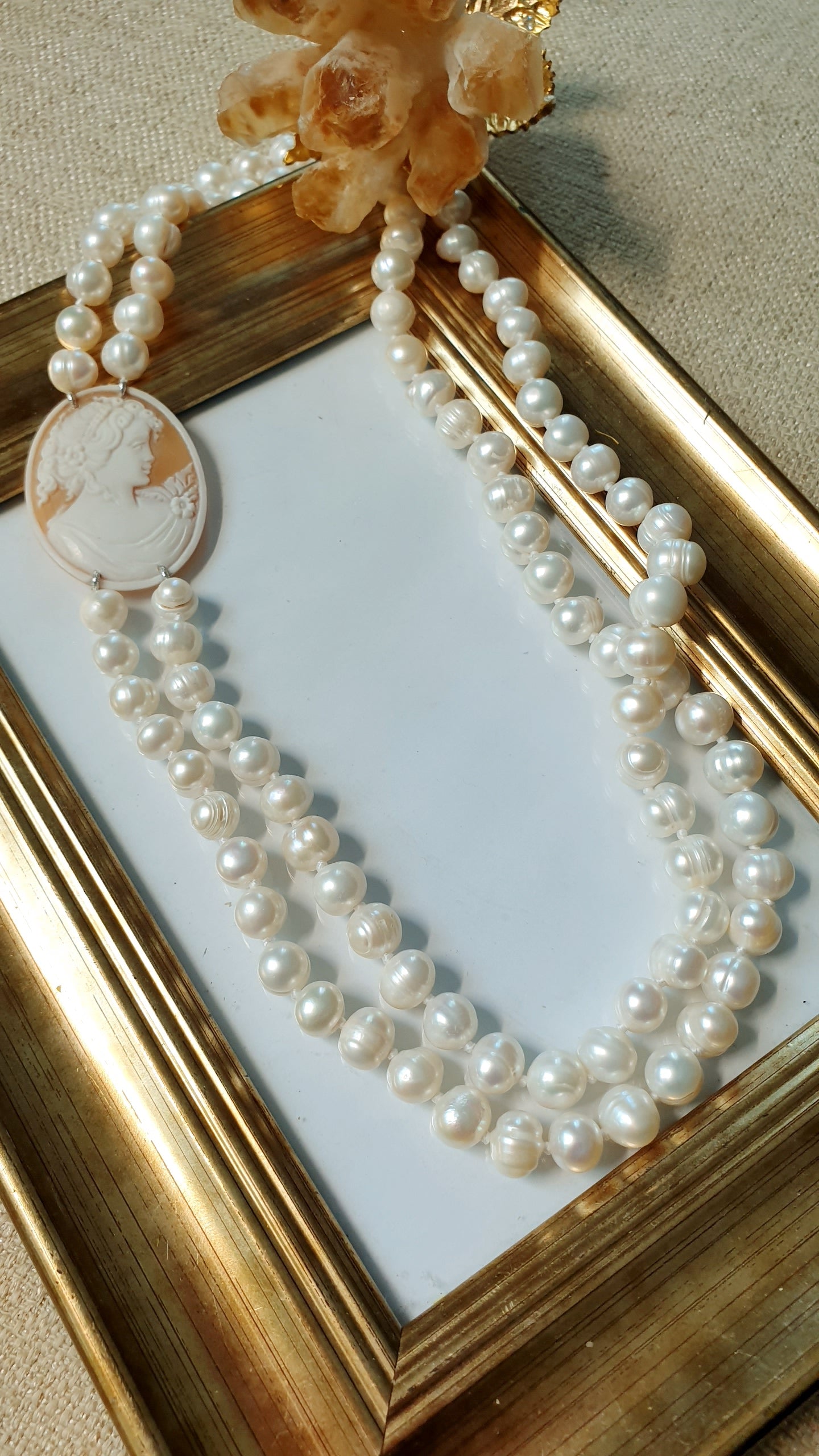 Collana con perle di fiume e cammeo autentico