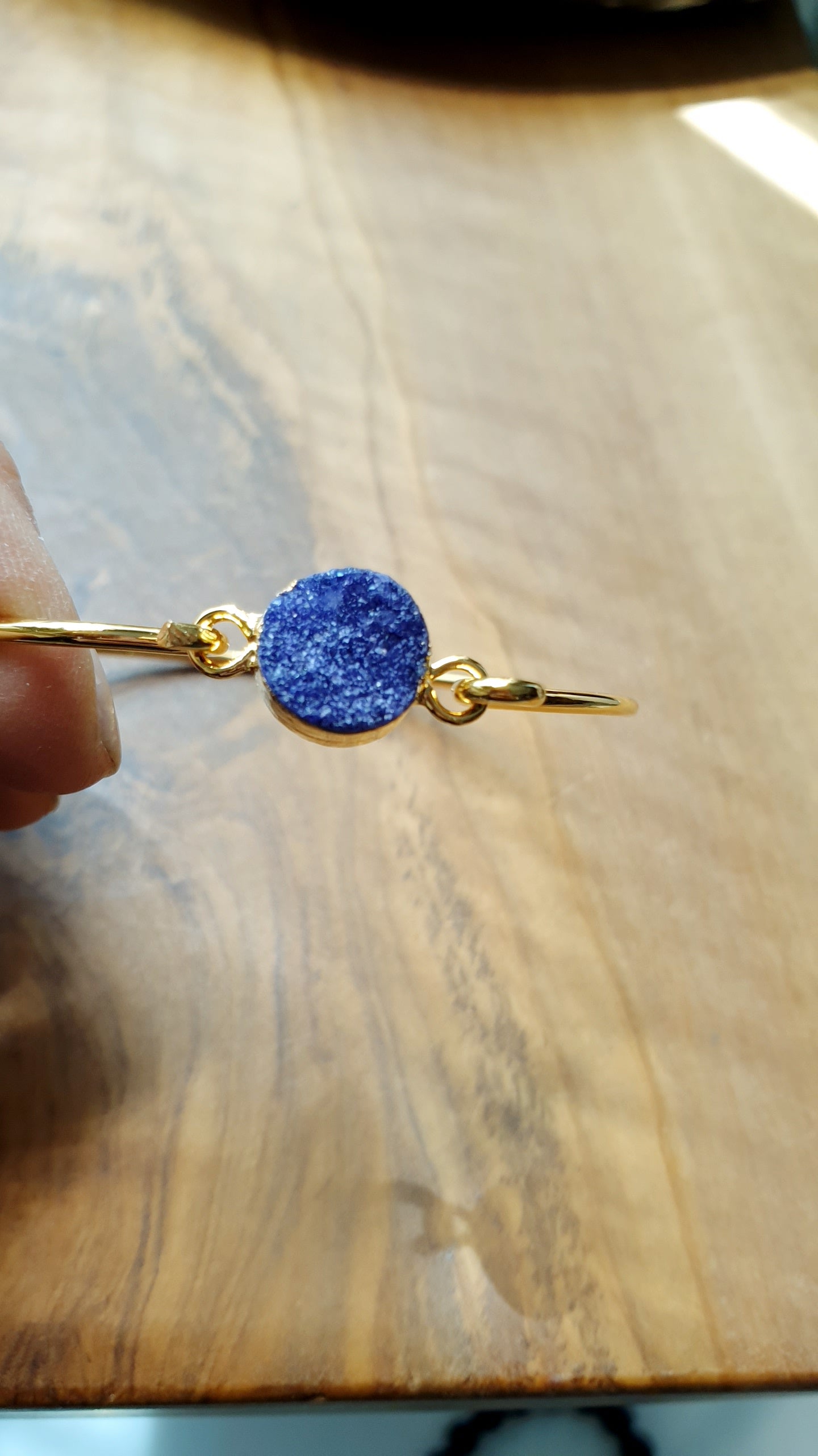 Bracciali placcati oro con druse di quarzo