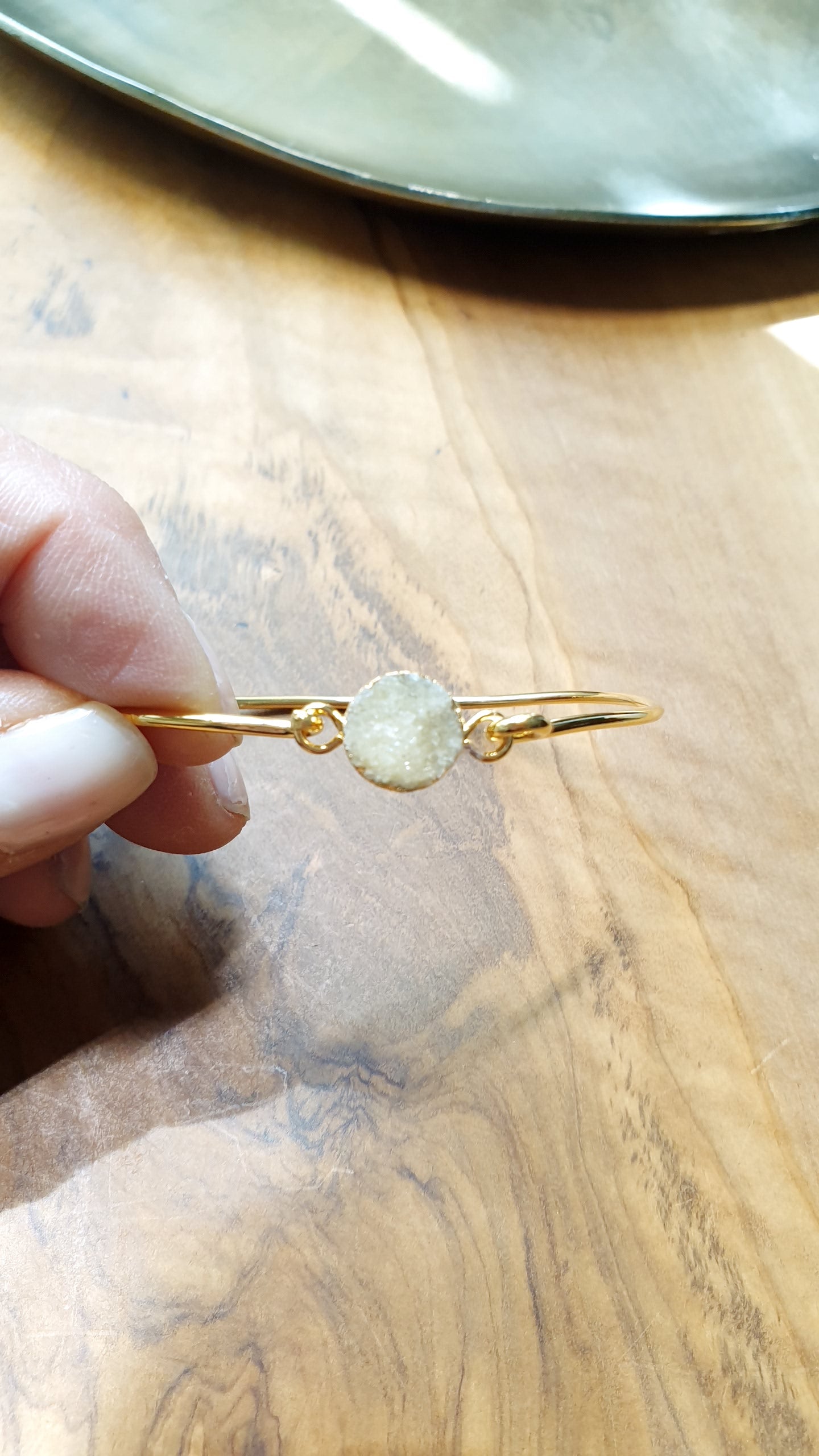Bracciali placcati oro con druse di quarzo