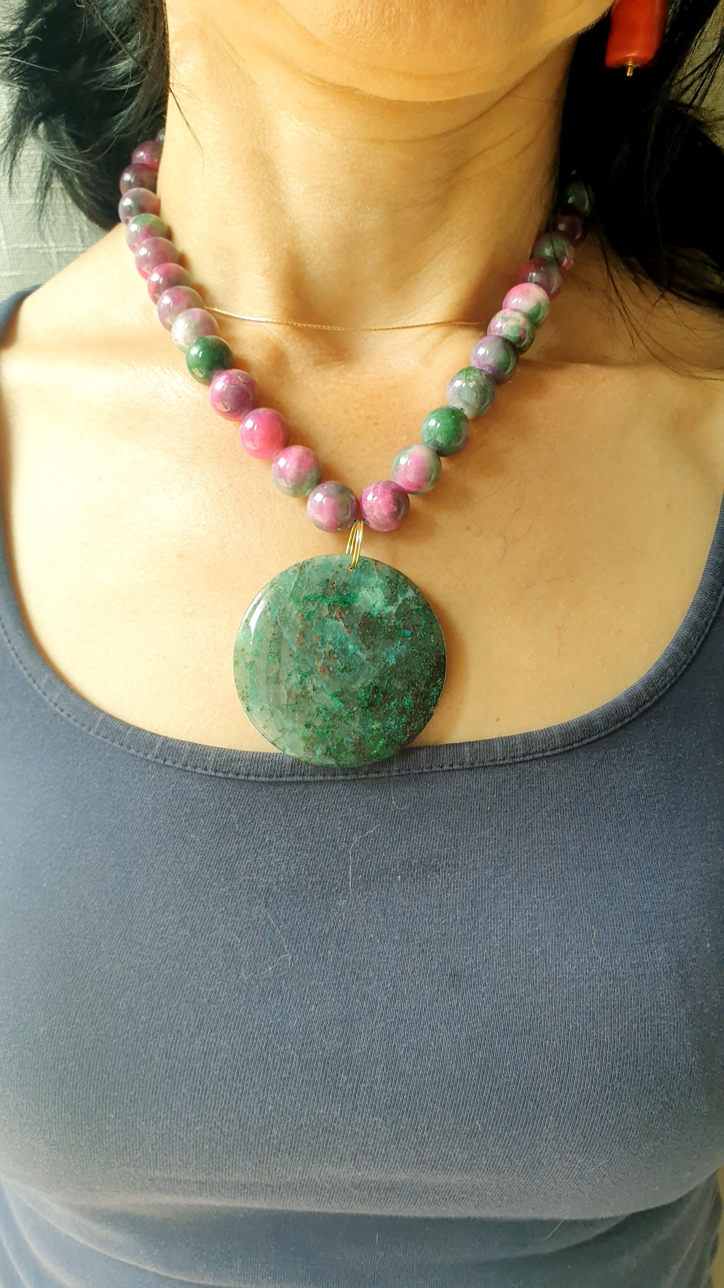 Collana in  pietra dura, rubizoisite