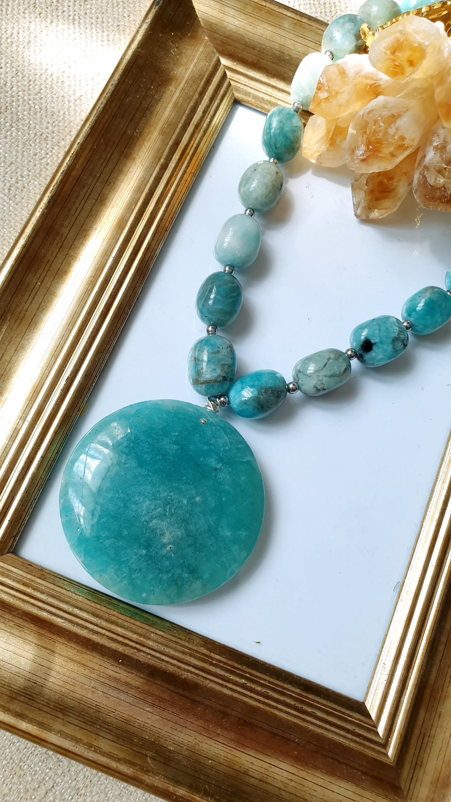 Girocollo in amazonite con grande centrale