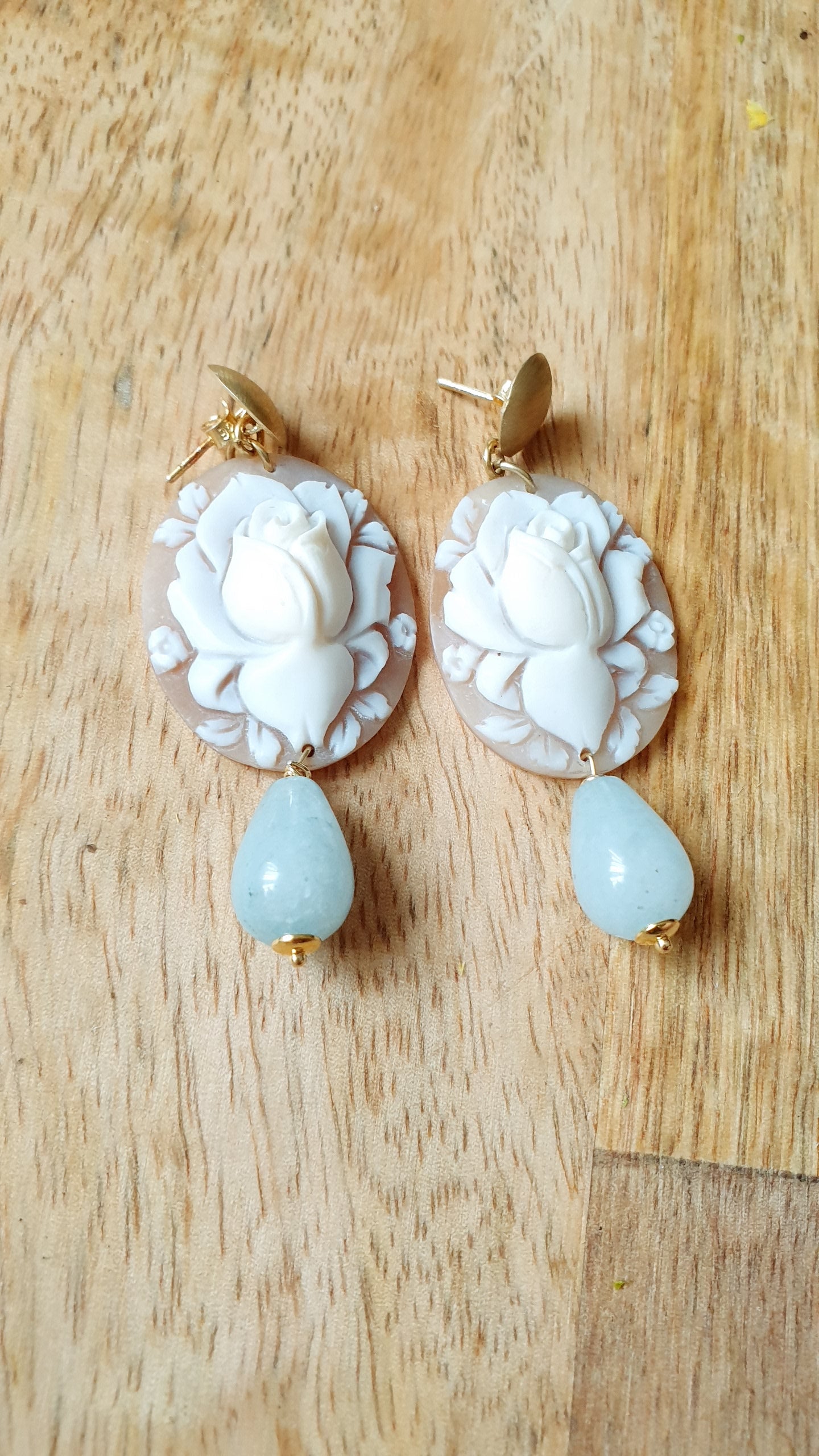 Orecchini  in argento  con cammeo e acquamarina