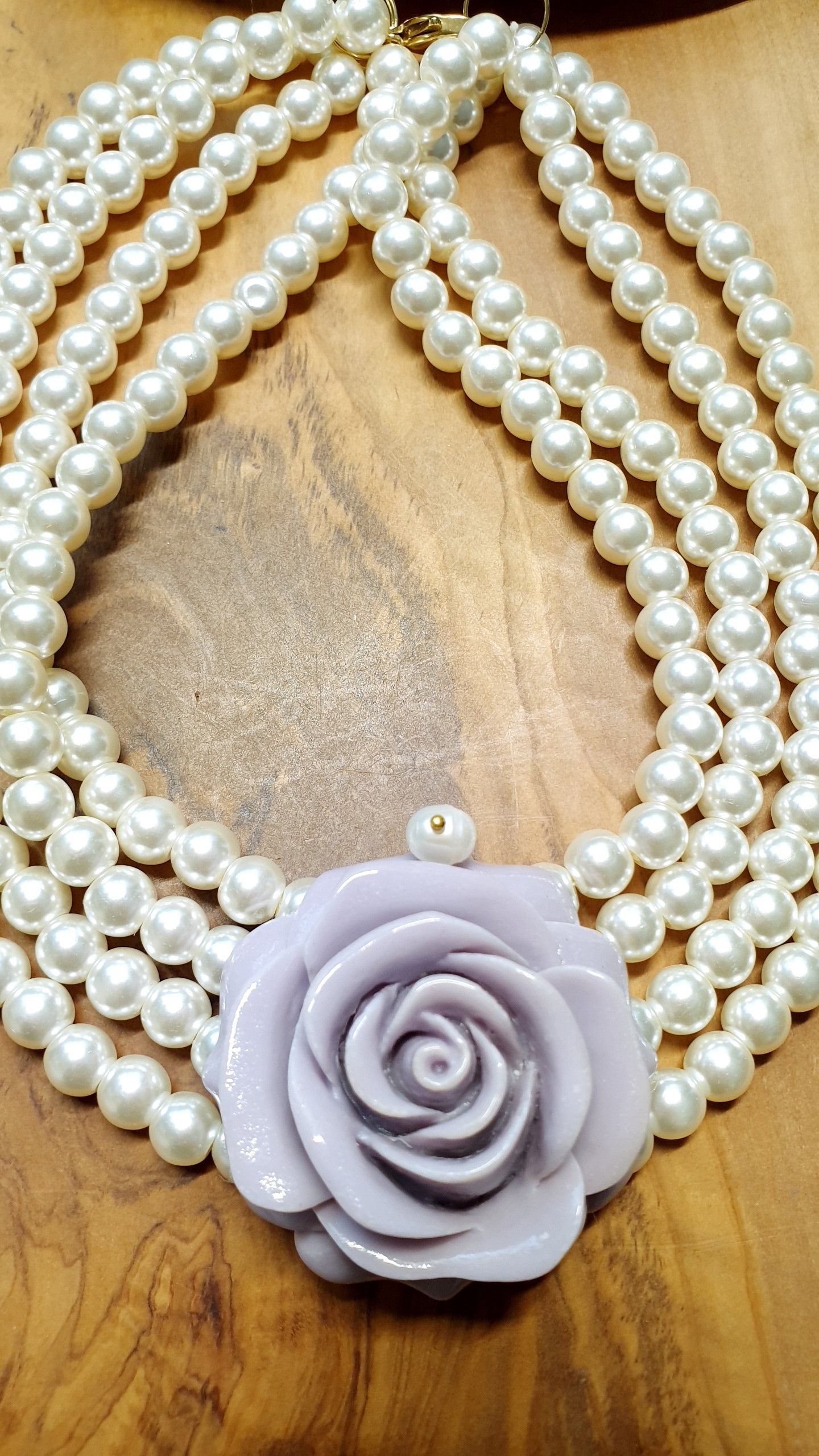 Chocker perle e rosa