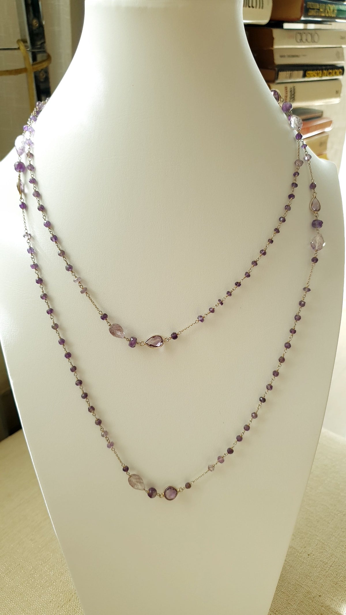 Lunga collana in argento con ametiste