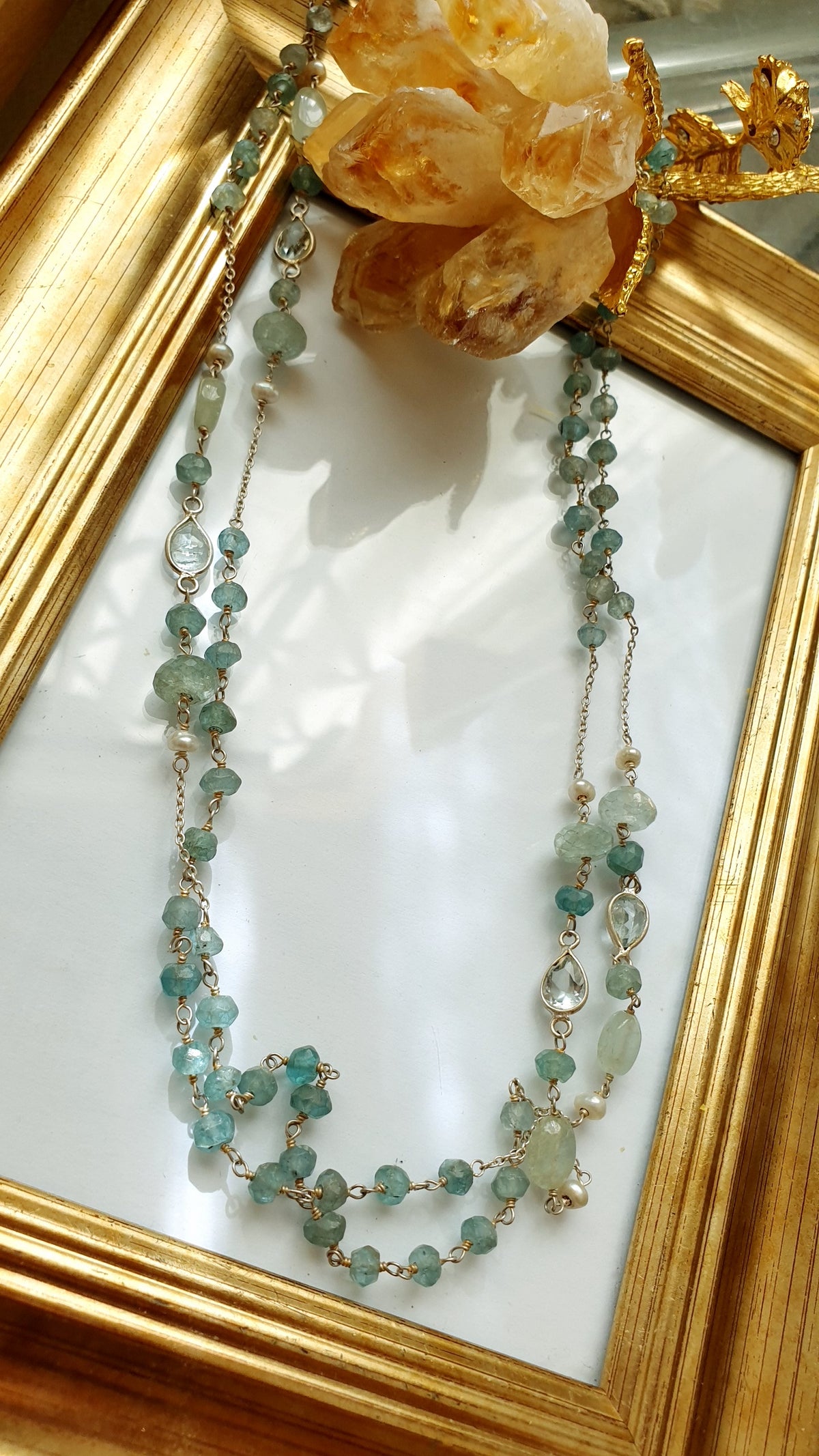 Lunga collana in argento con acquamarina