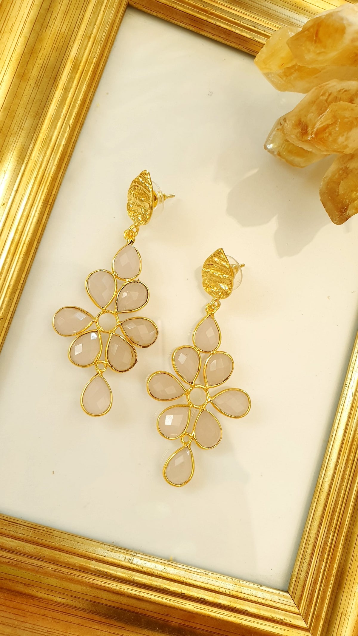 Orecchini di ottone con quarzo rosa
