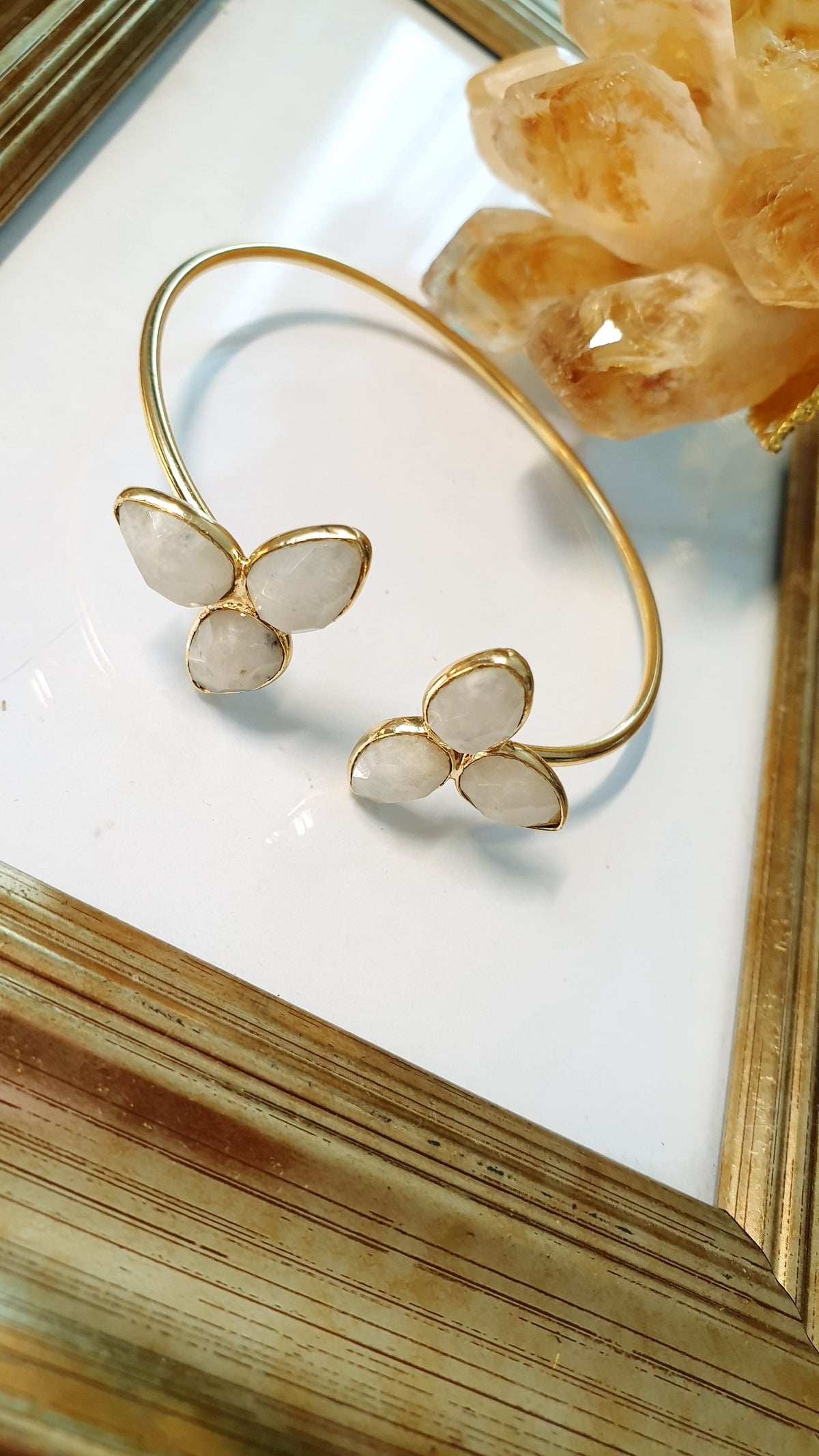 Bracciali in ottone con pietre dure