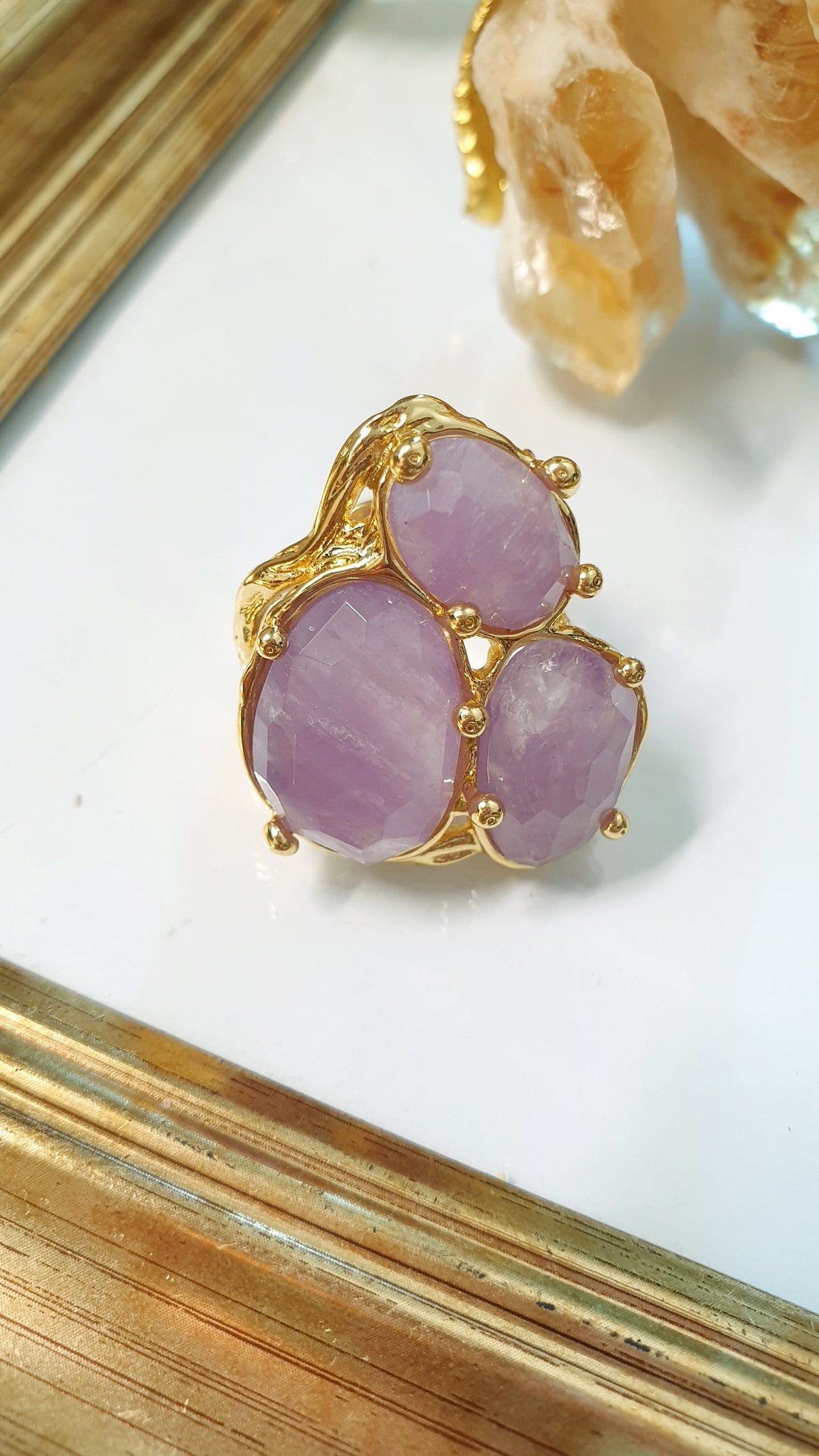 Anello in bronzo con ametista