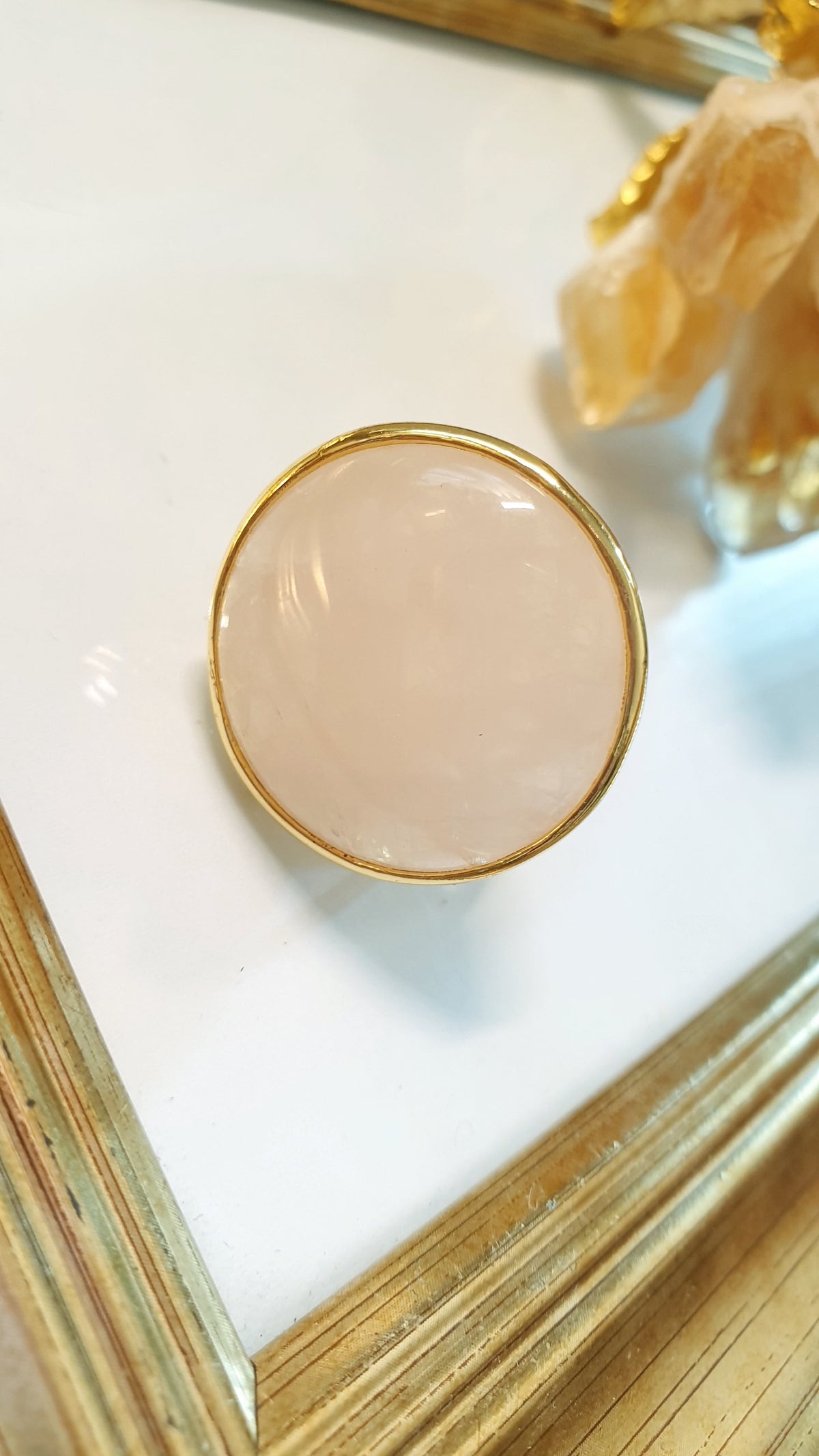 Anello in bronzo con quarzo rosa