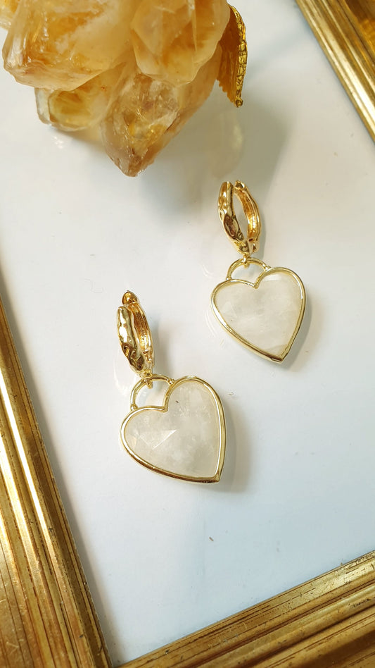 Orecchini in bronzo con cuore pietra di Luna