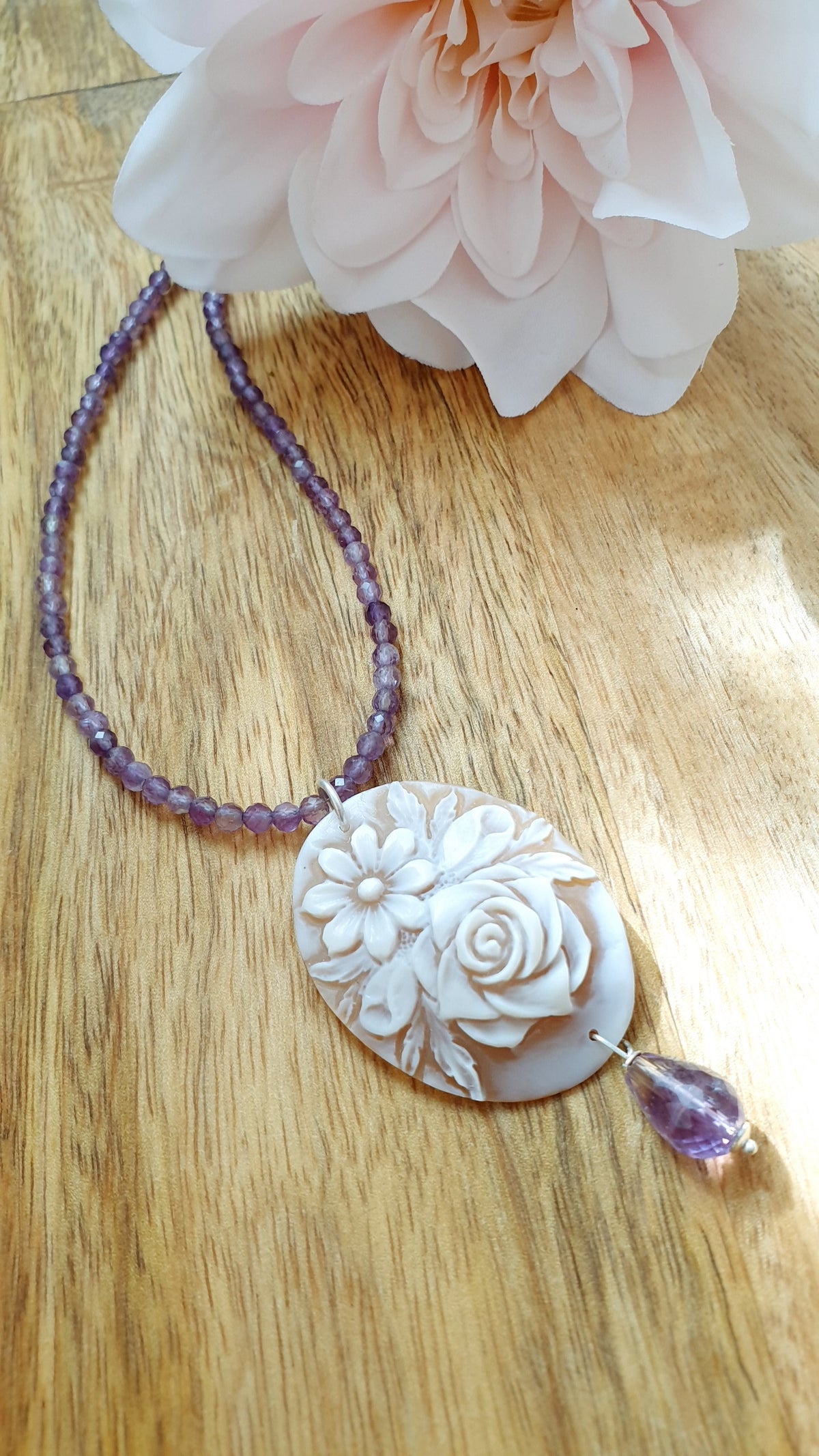Girocollo in argento con ametista, cammeo originale.