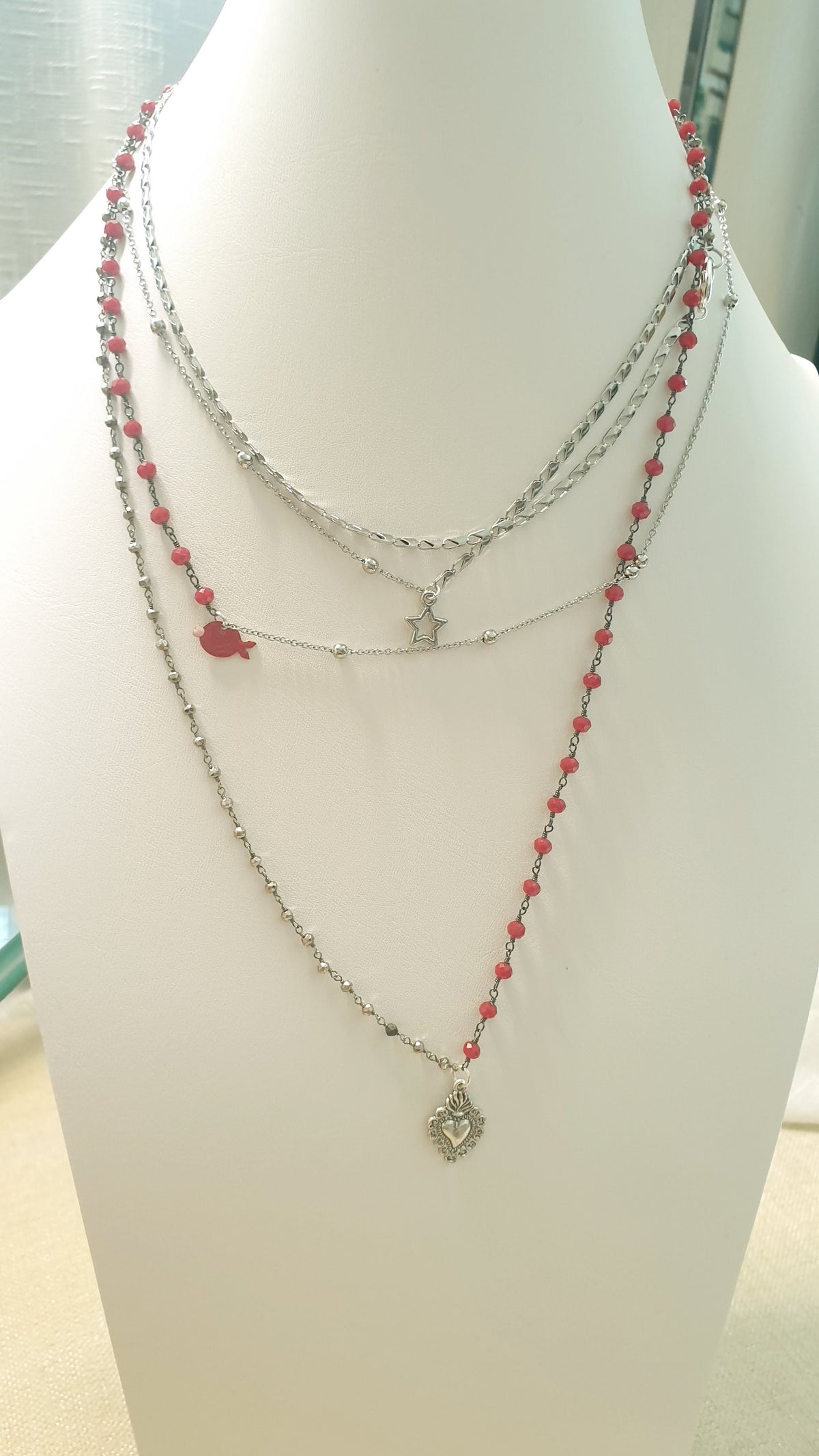 Collana lunghissima con cristallini bordeaux