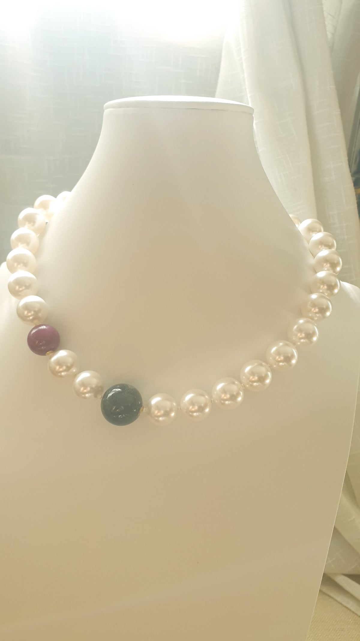 Collana con perle di Swarovski e ceramica