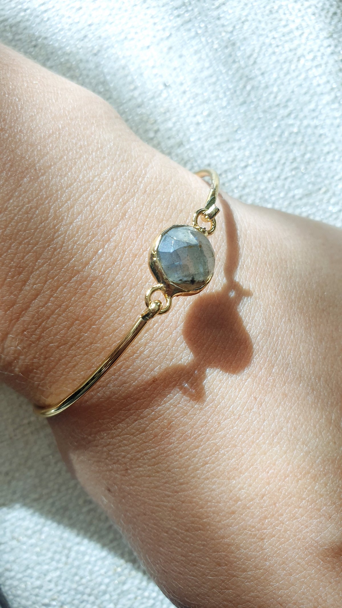 Bracciali di ottone con pietre vere, pasta turchese, ametista, labradorite, pietra di luna, onice agata