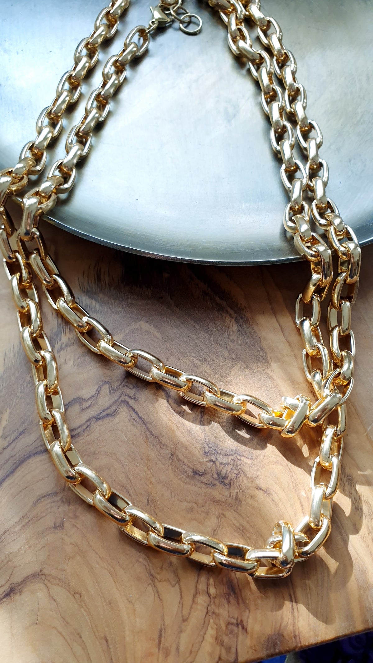 Collana lunga di alluminio