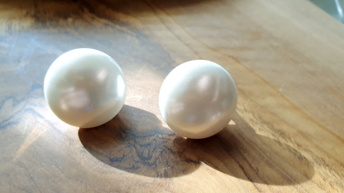 Orecchini a clip in ottone con perle di maiorca