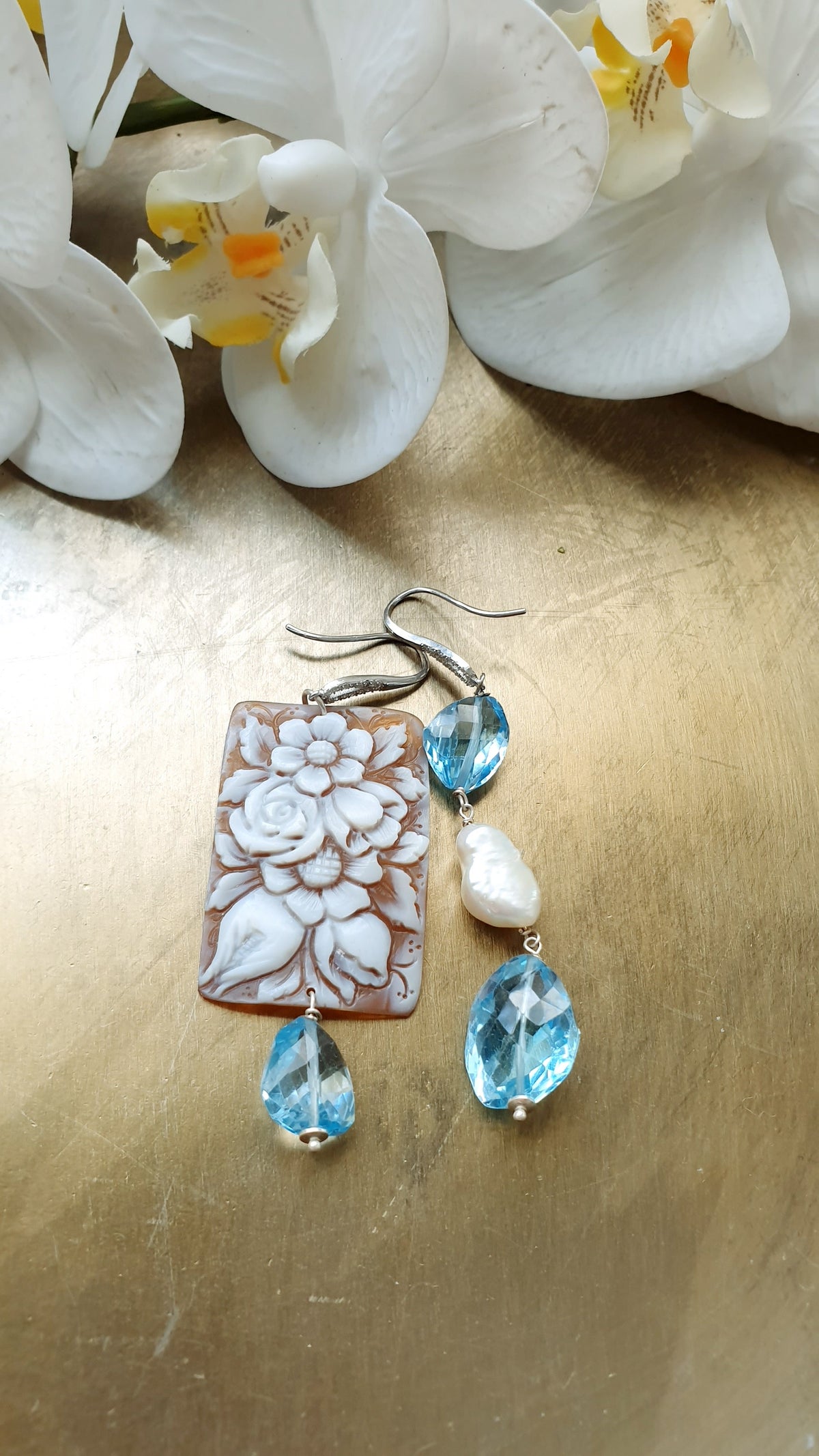 Bellissimi orecchini in argento con cammeo originale, perla e ossidiana