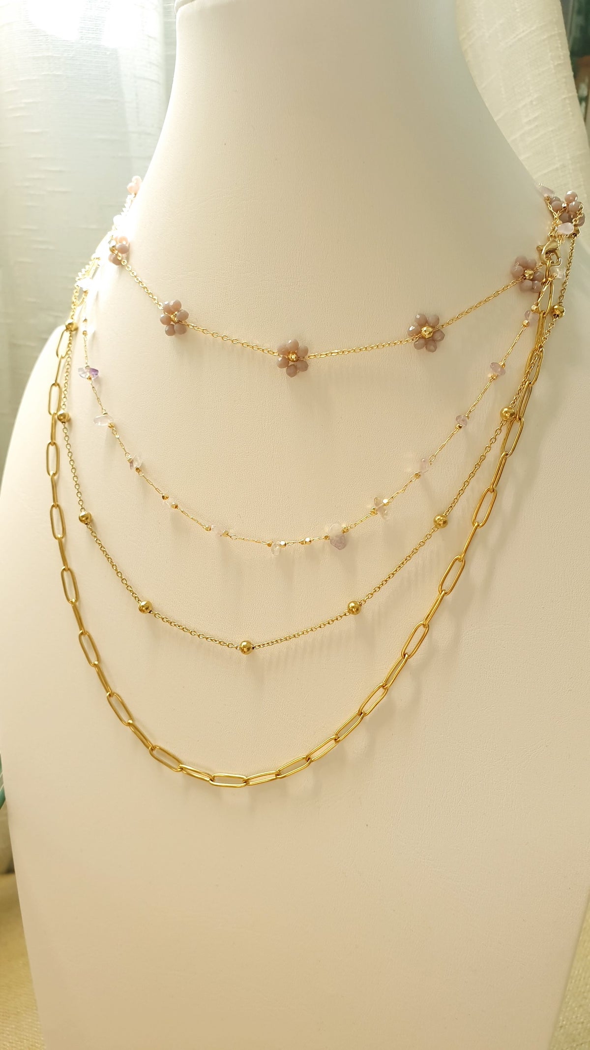 Collana lunghissima cm. 200 con catene, cristallini e charms