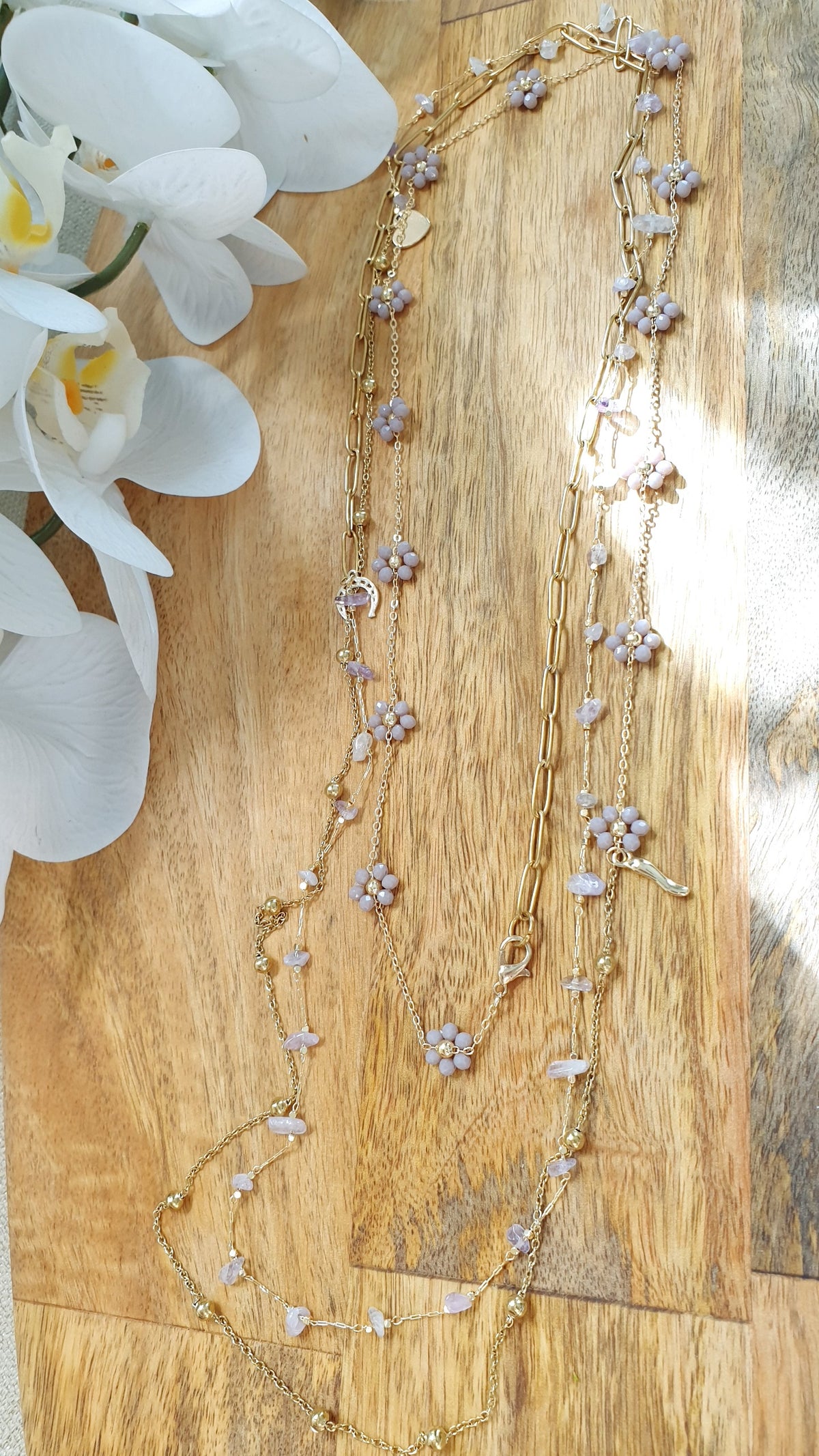 Collana lunghissima cm. 200 con catene, cristallini e charms