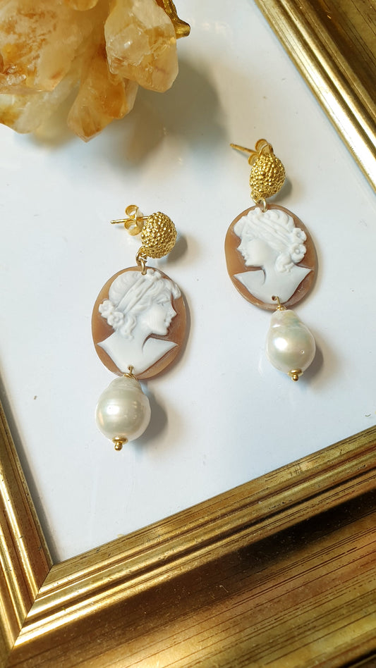 Silver earrings with original cameo and baroque pearls.