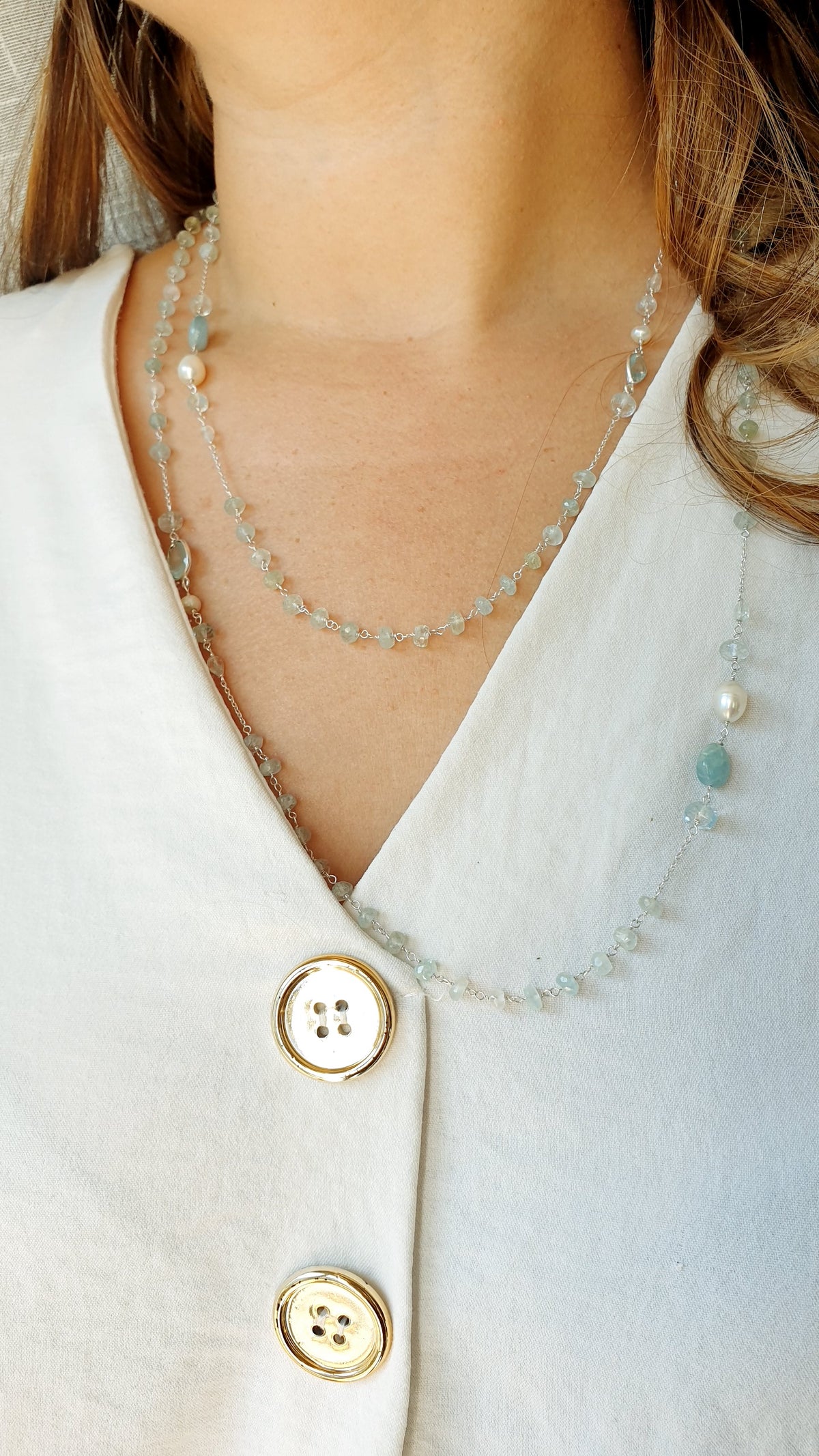 Lunga collana in argento con acquamarina e perle di fiume