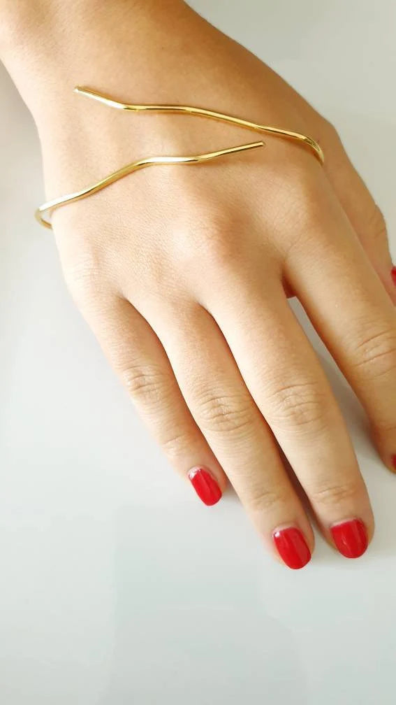 Bracciale Onde mini per mani in filo placcato oro