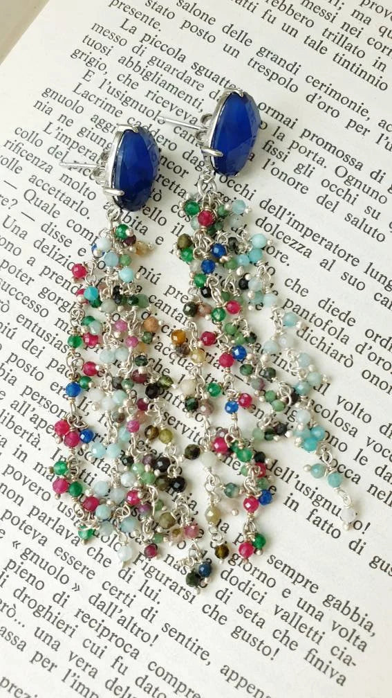 Lunghi orecchini con occhio di gatto, tormaline, acquamarina, ruby zoisite.